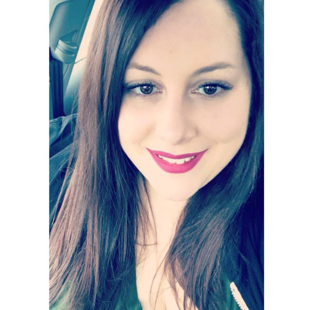 Meet your Posher, Casey! ⭐️⭐️⭐️⭐️⭐️ Rated